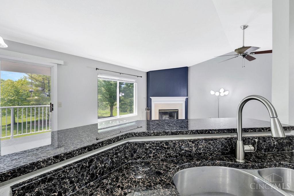 4401 North Point 303