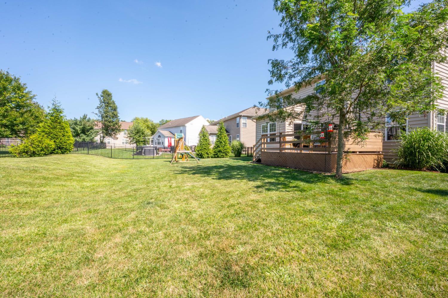 1742 Amberwood Way