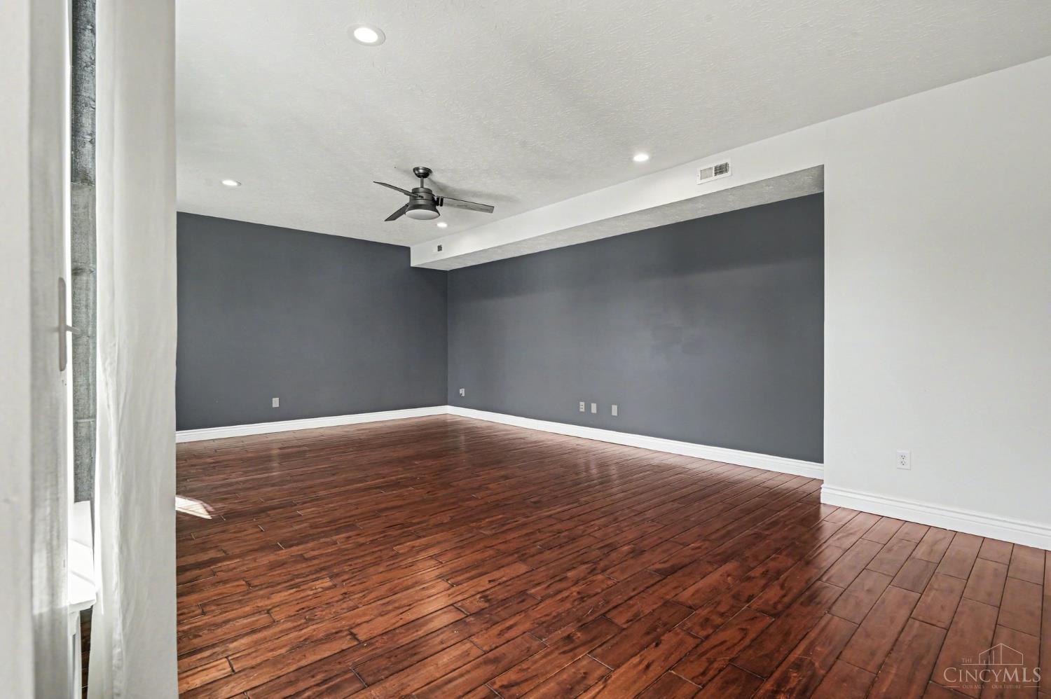 329 Stone Ridge Boulevard