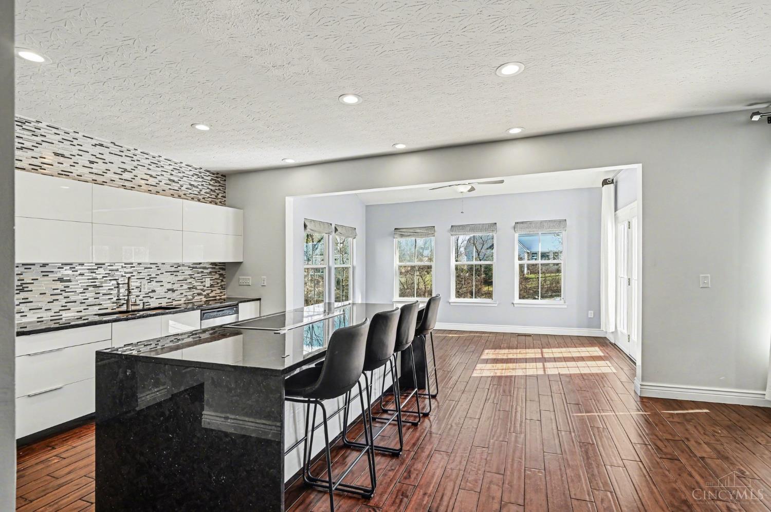 329 Stone Ridge Boulevard