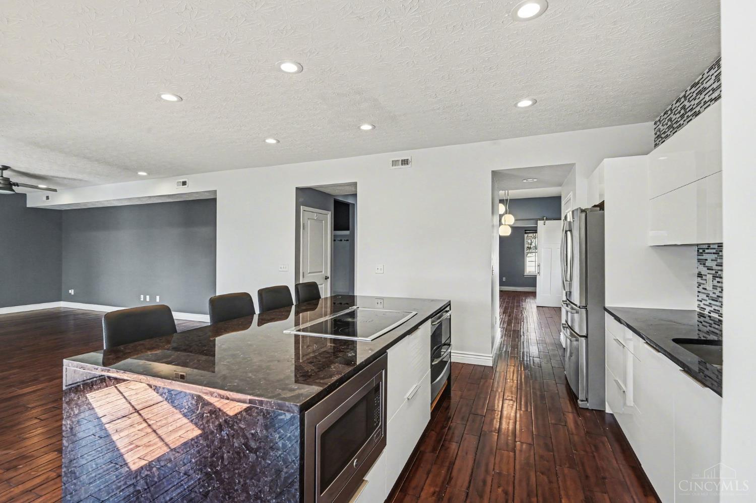 329 Stone Ridge Boulevard