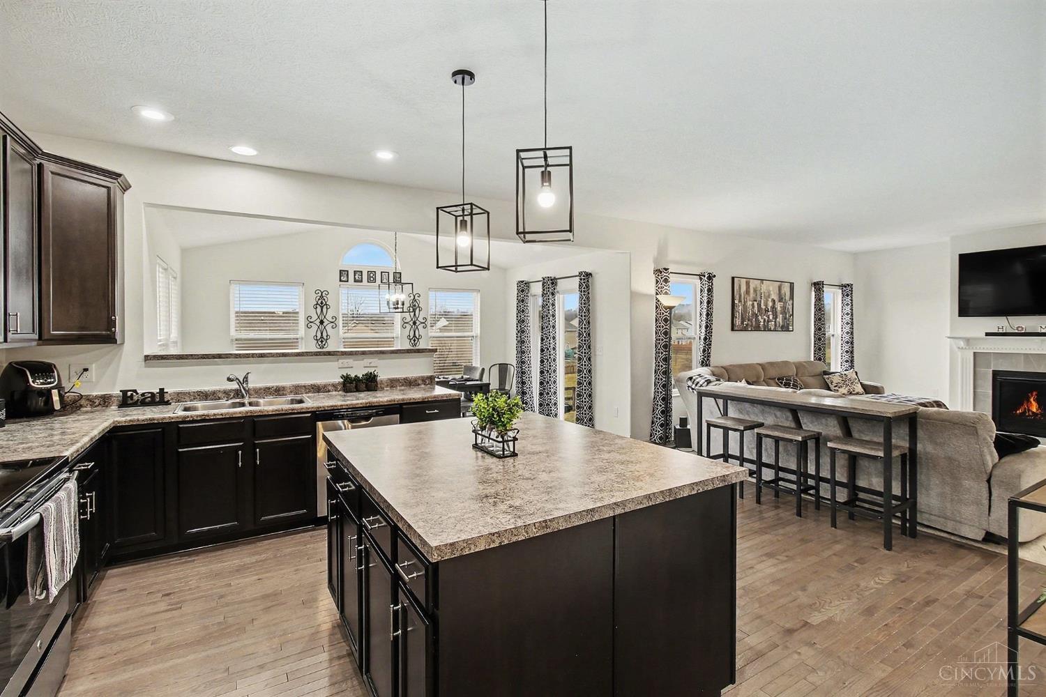 5056 Mary Louise Court