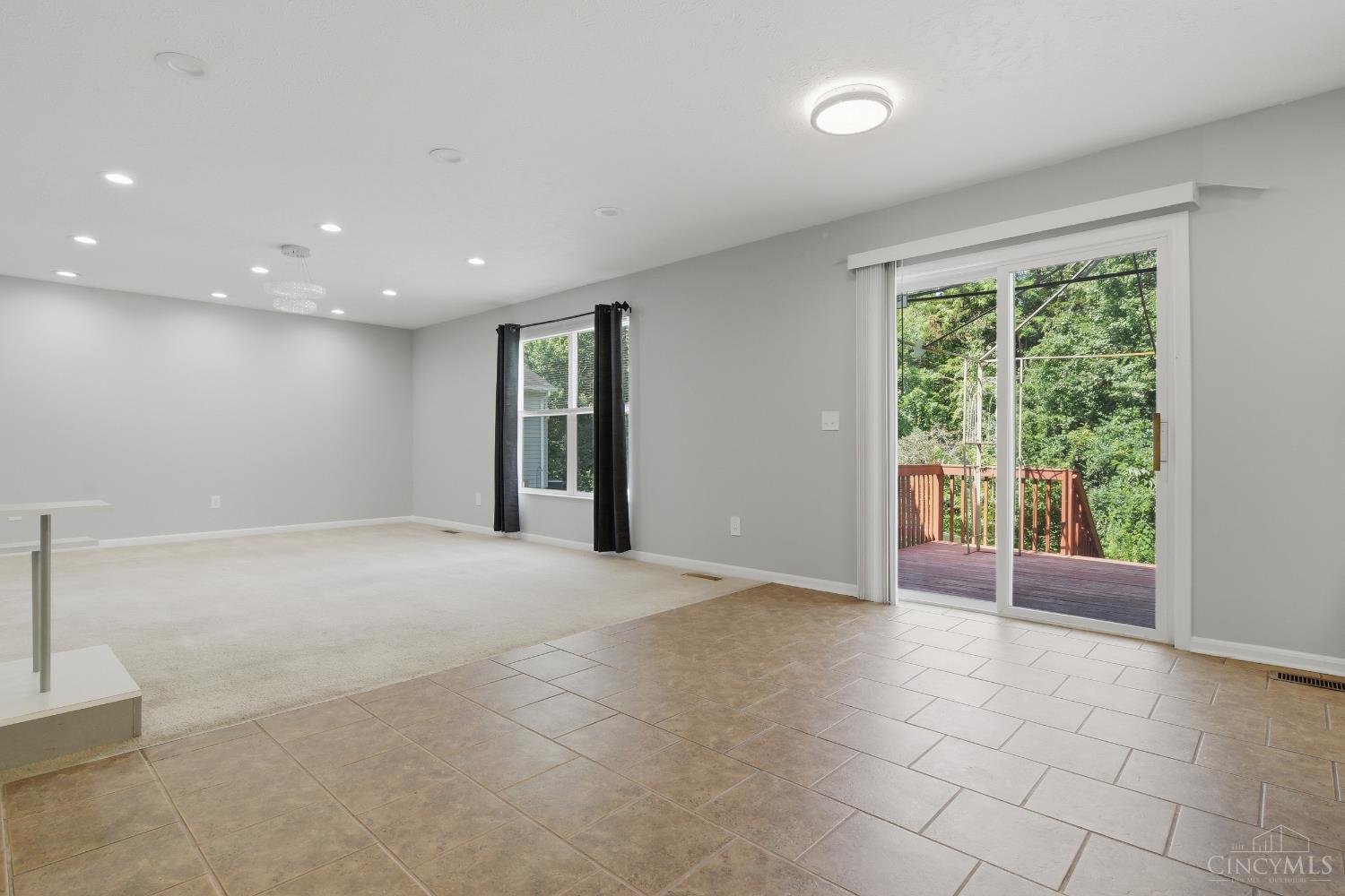 1353 Crotty Court