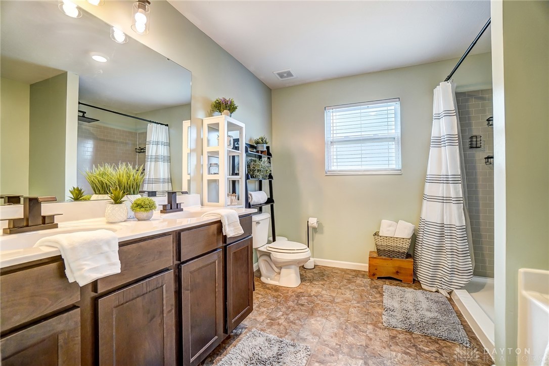 4944 Mary Louise Court