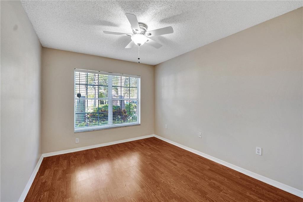 5248 NW 117th Ave