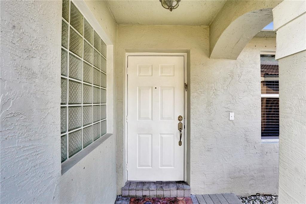 5248 NW 117th Ave