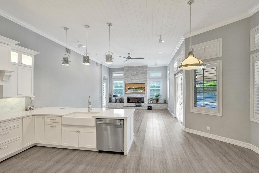12258 NW 49th St