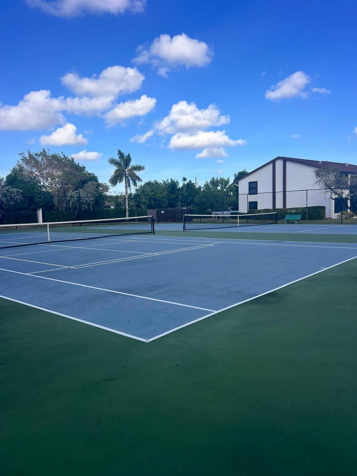 214 Lake Pointe Dr 103