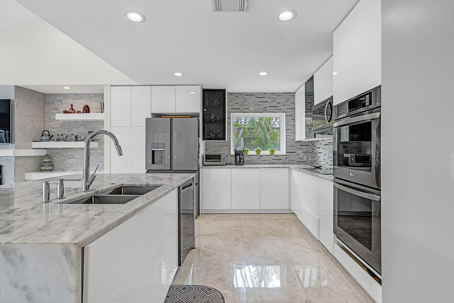 20532 Sausalito Drive