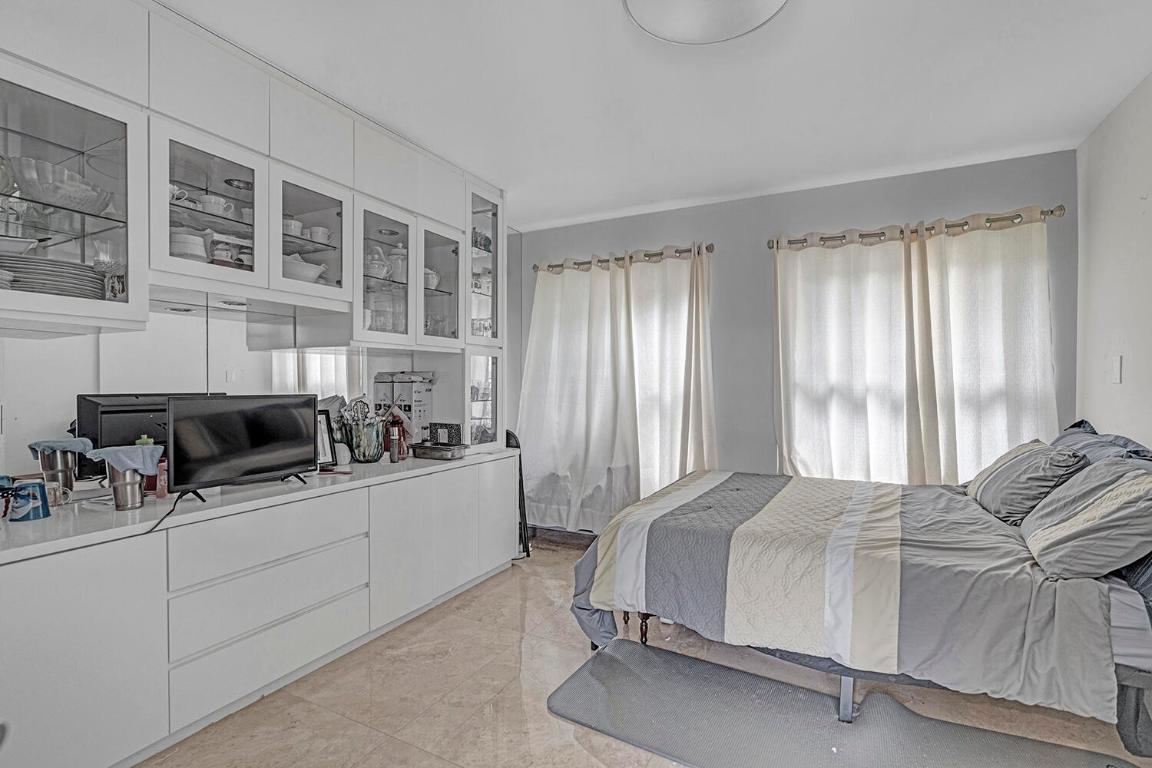 20532 Sausalito Drive