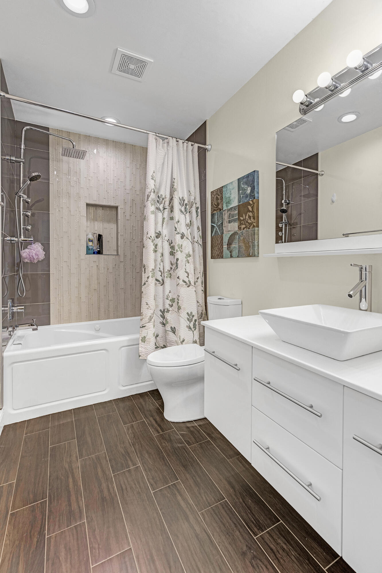 20532 Sausalito Drive