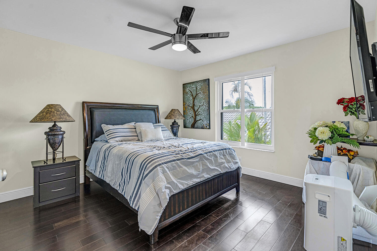 20532 Sausalito Drive