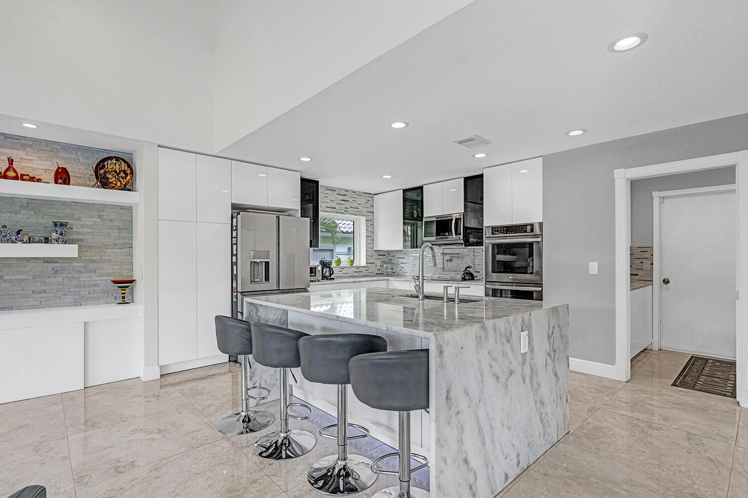 20532 Sausalito Drive