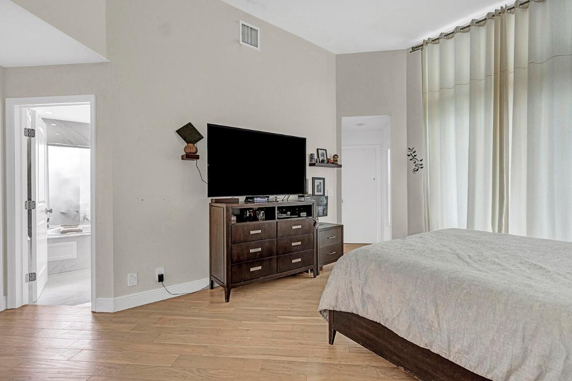 20532 Sausalito Drive