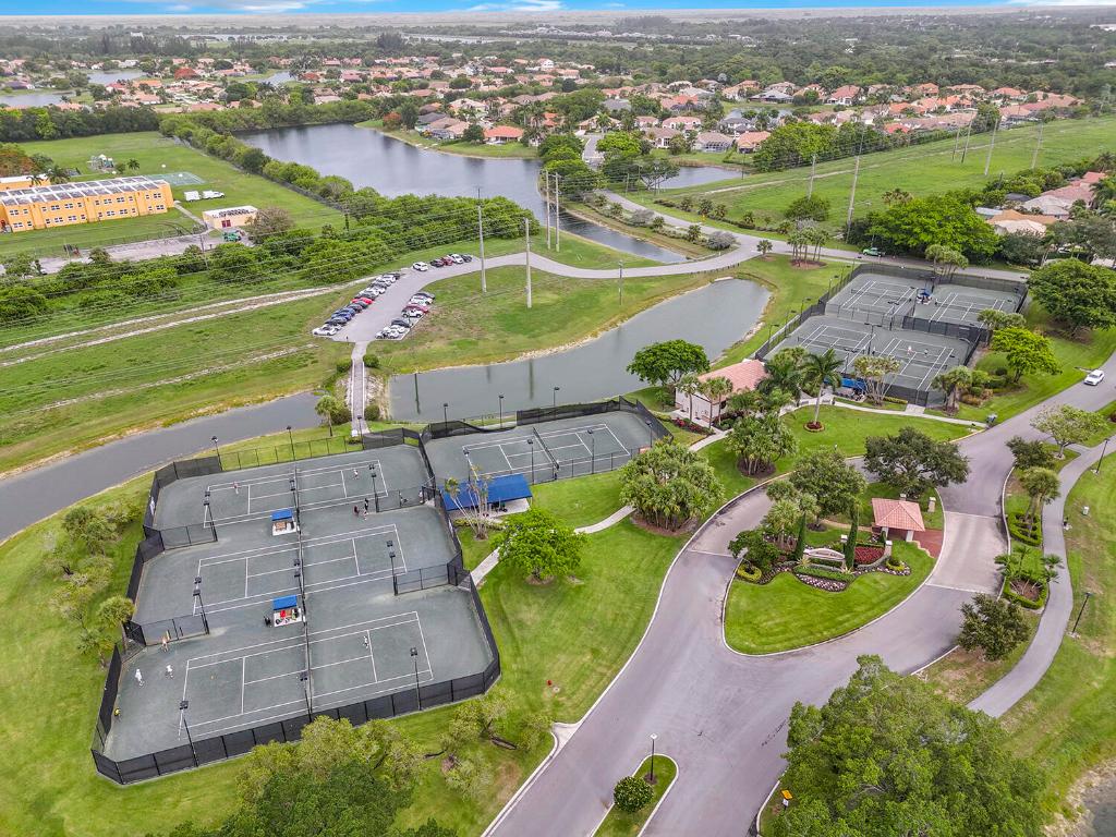 20532 Sausalito Drive