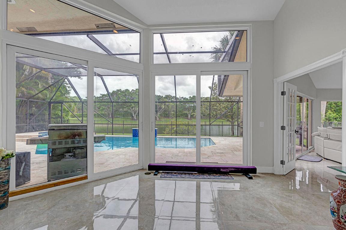 20532 Sausalito Drive