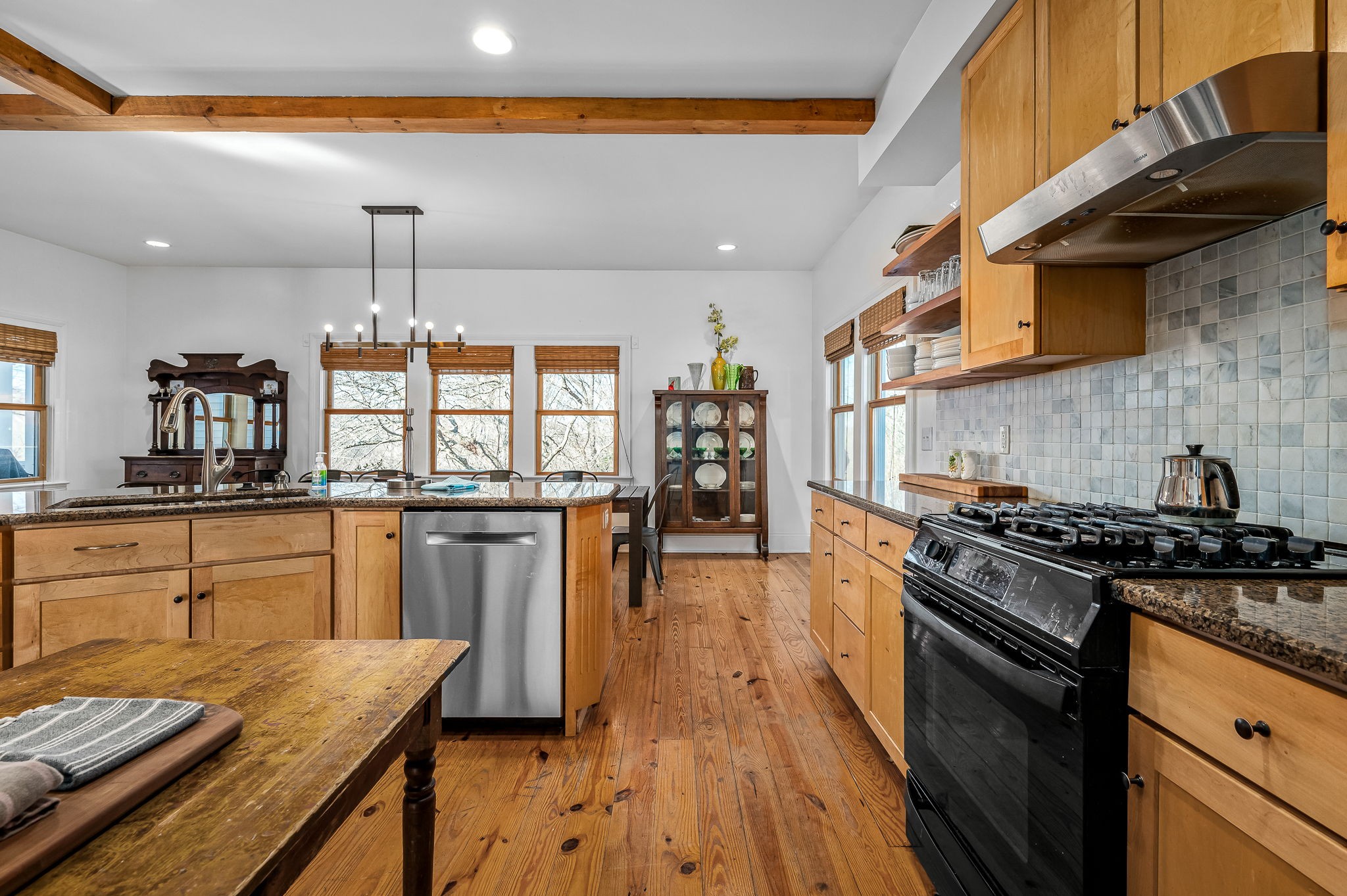 3516 Refuge Trl
