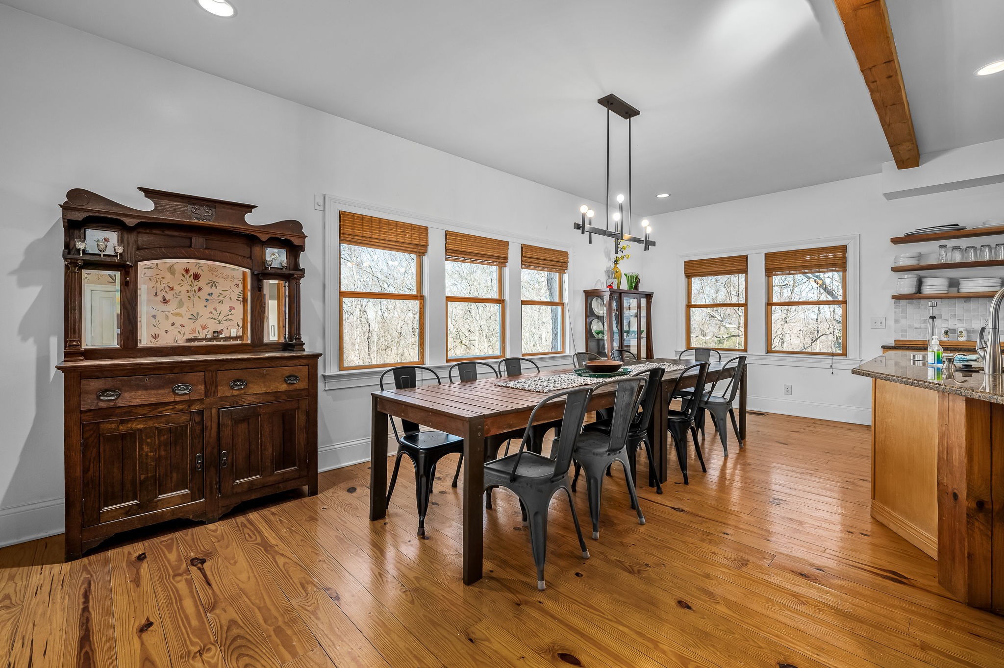 3516 Refuge Trl