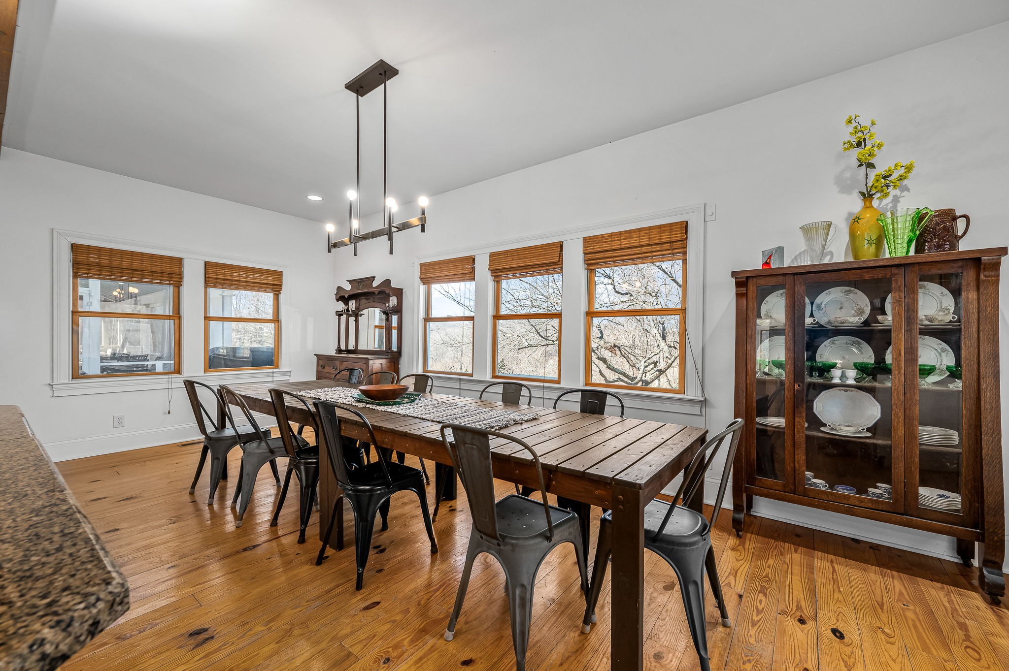 3516 Refuge Trl