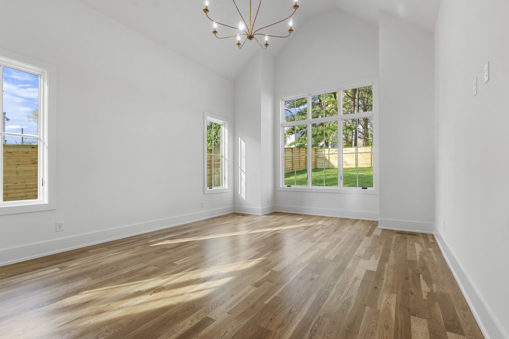 3605 Rainbow Pl