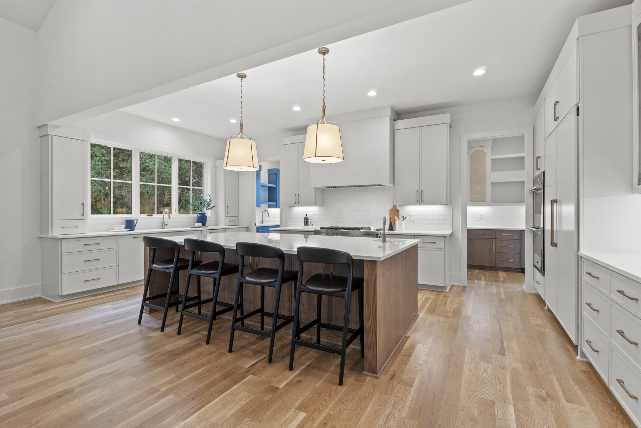 3605 Rainbow Pl