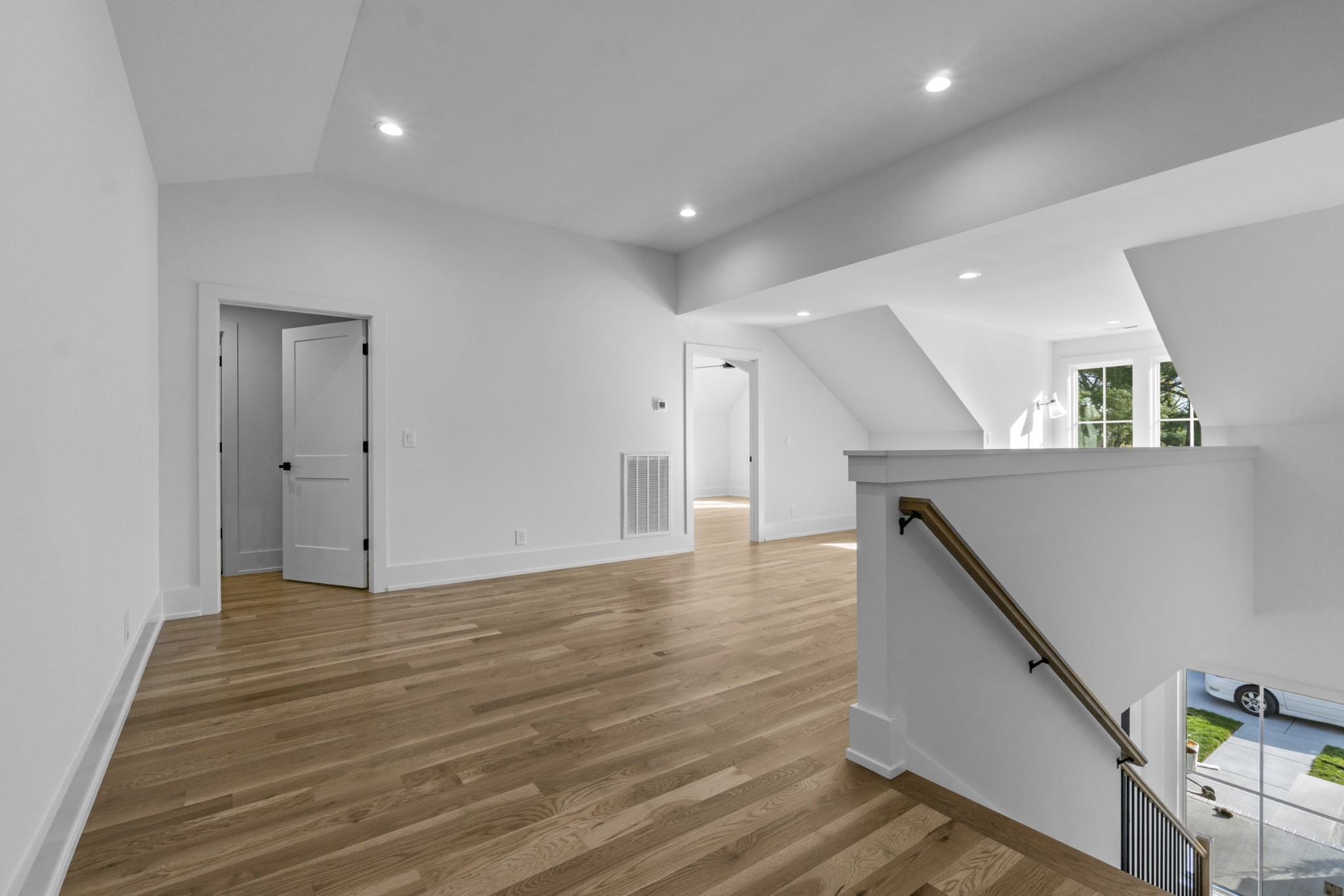 3605 Rainbow Pl