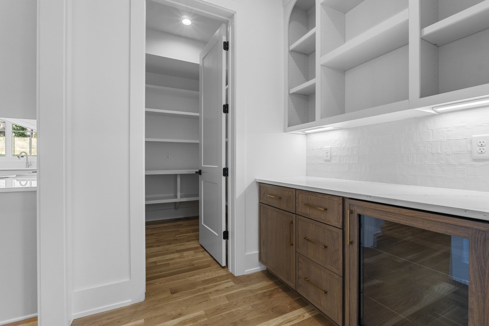 3605 Rainbow Pl