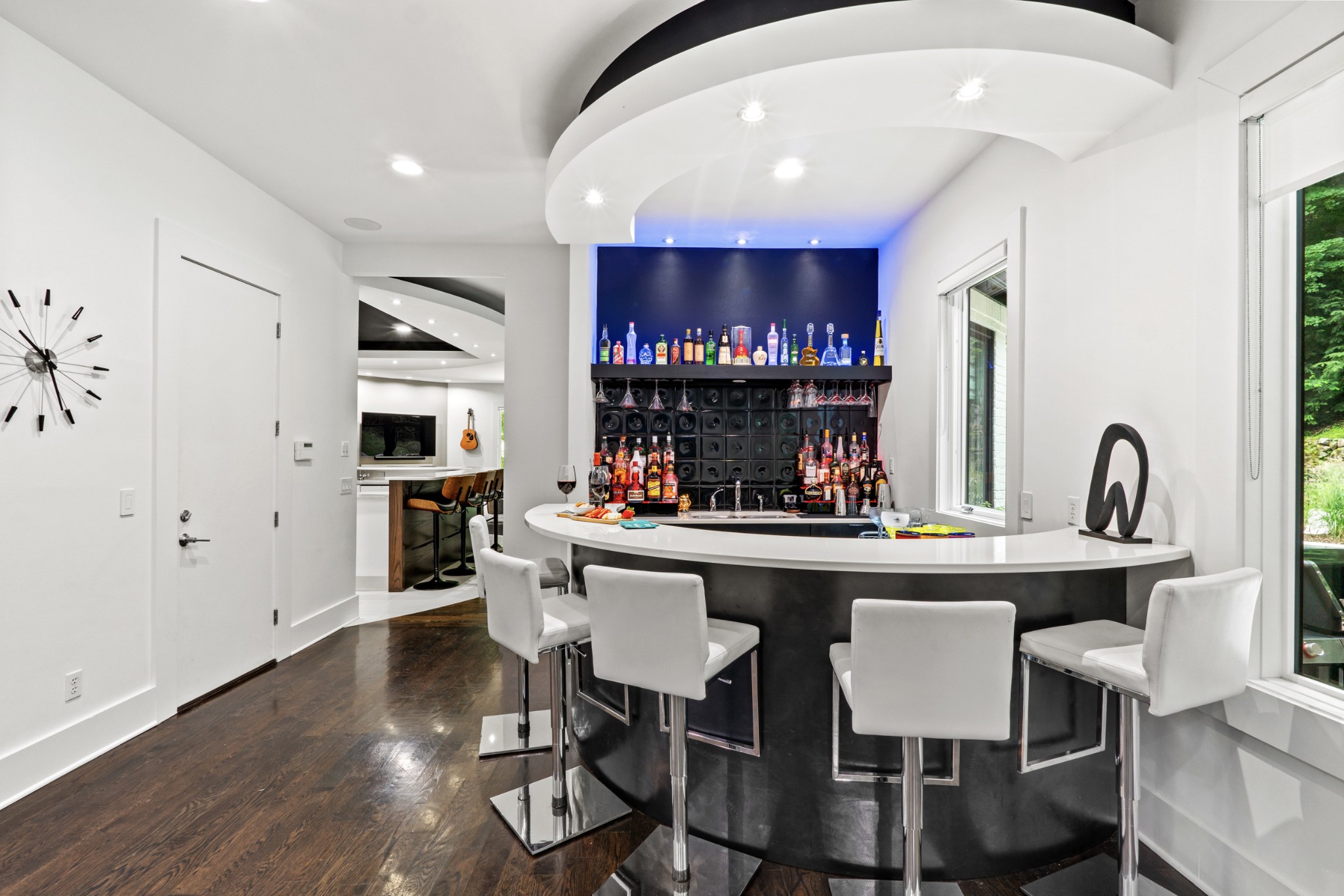 31 Annandale