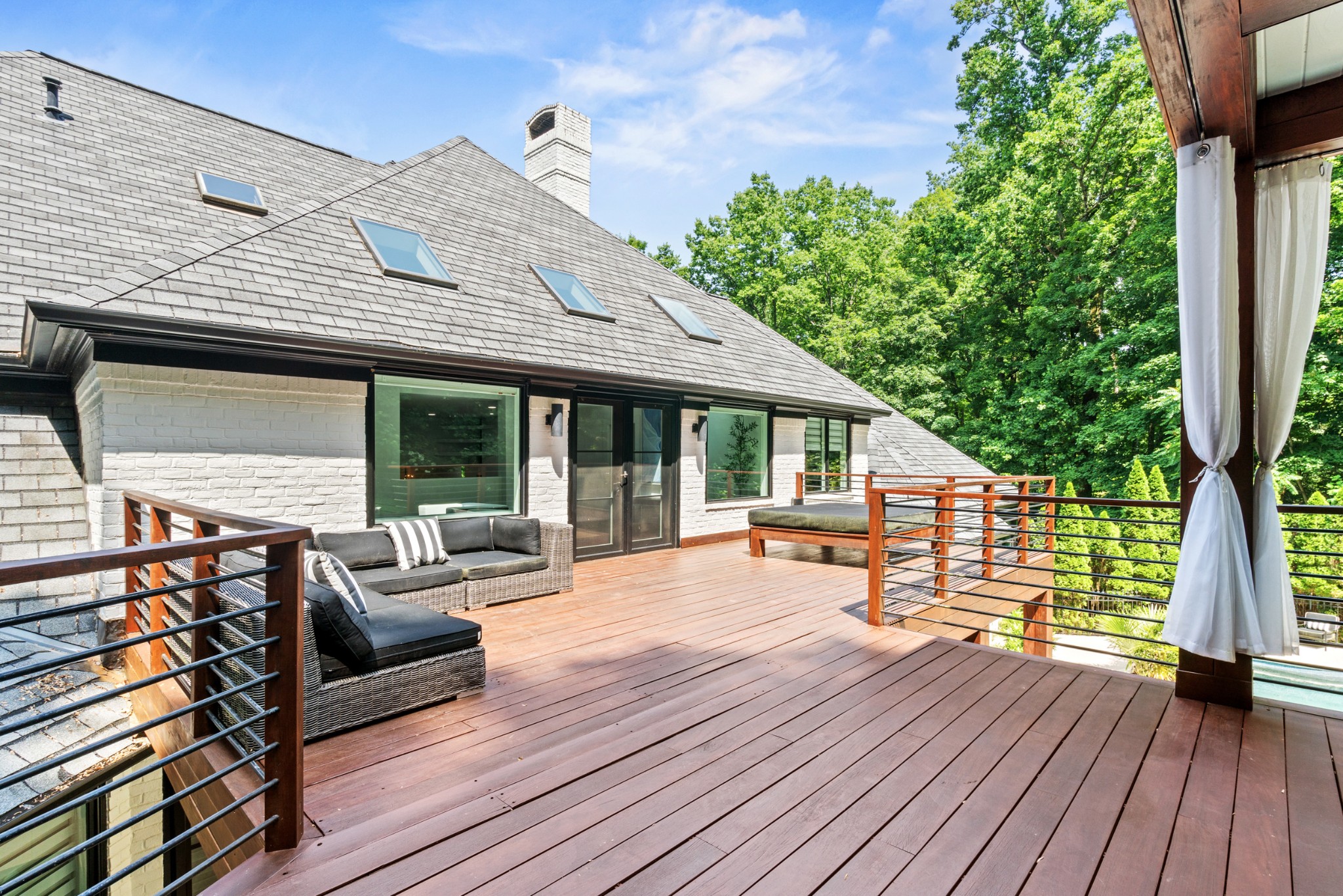 31 Annandale