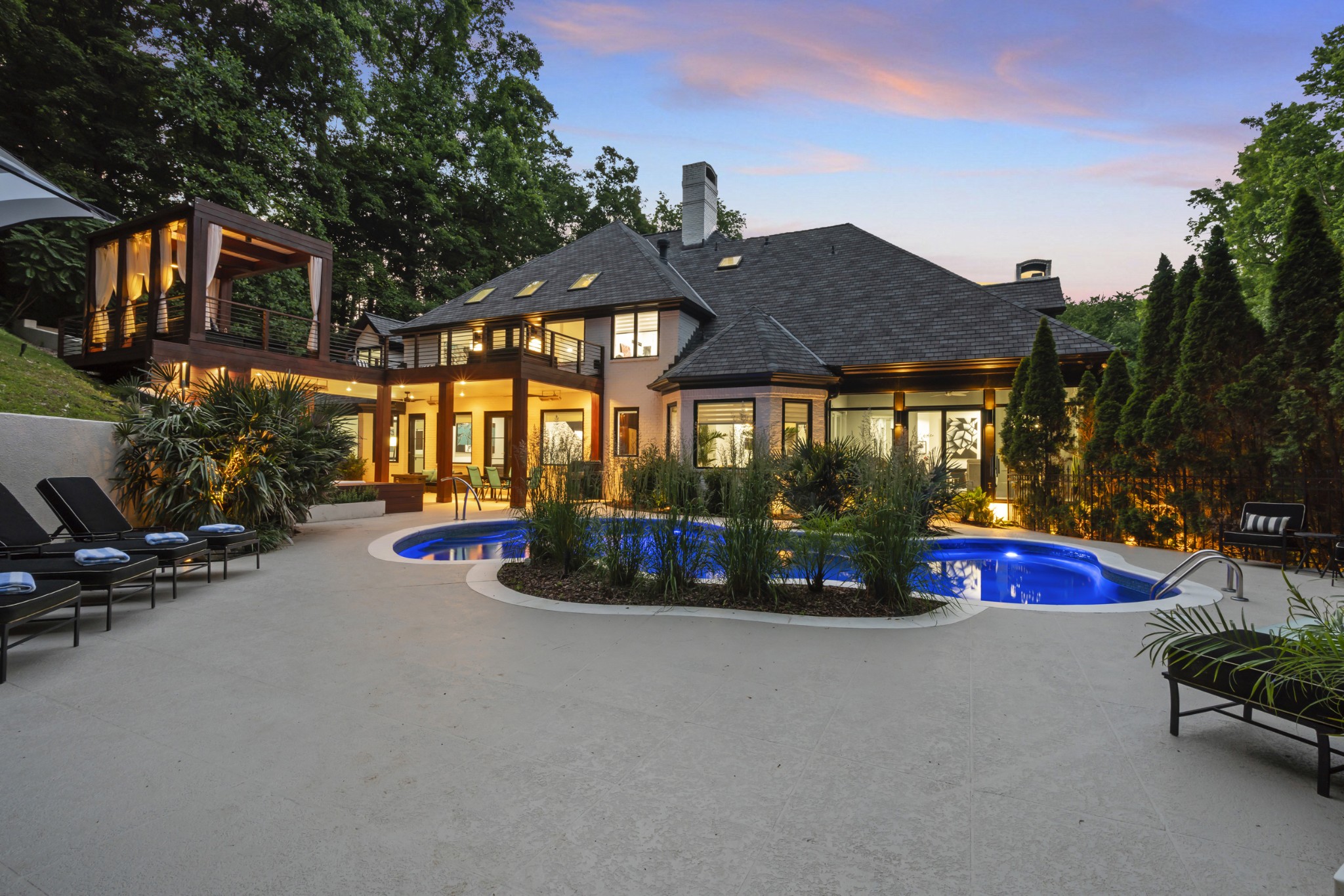 31 Annandale