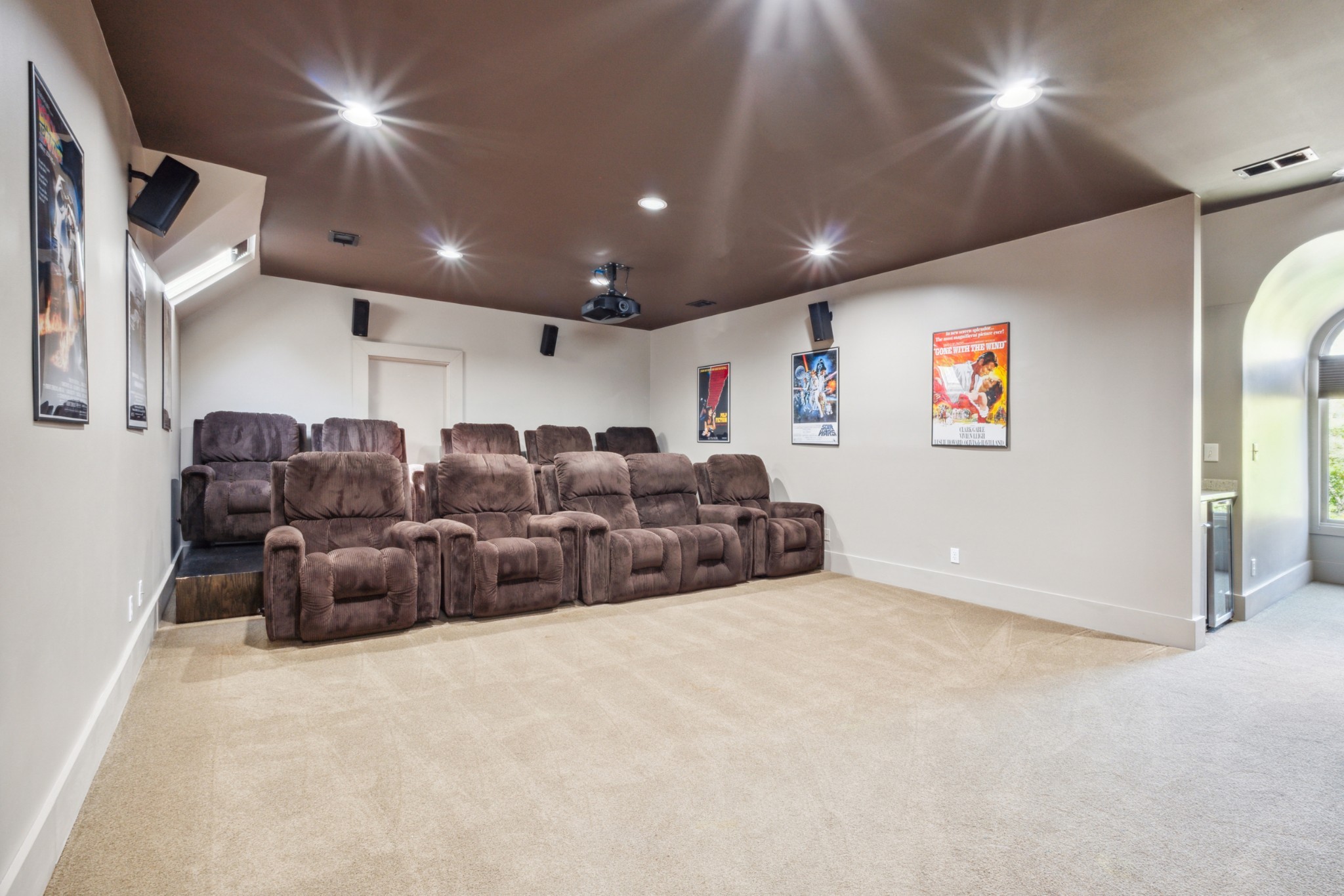 31 Annandale