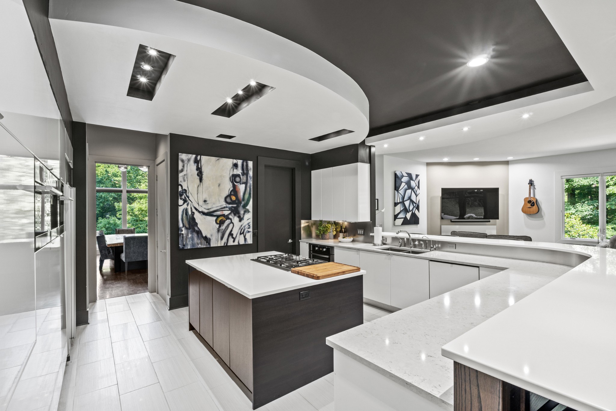 31 Annandale