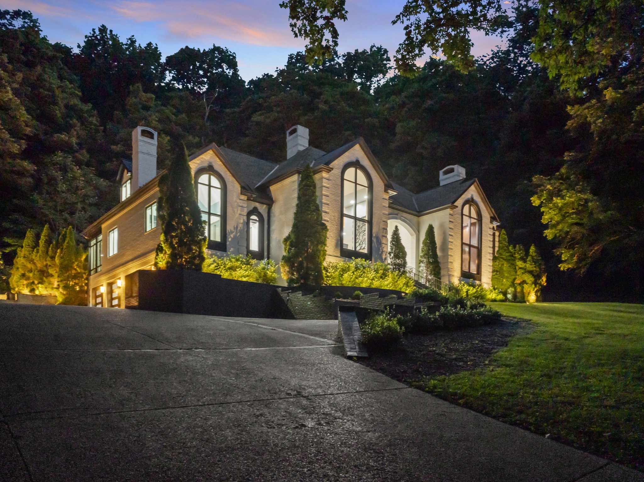 31 Annandale