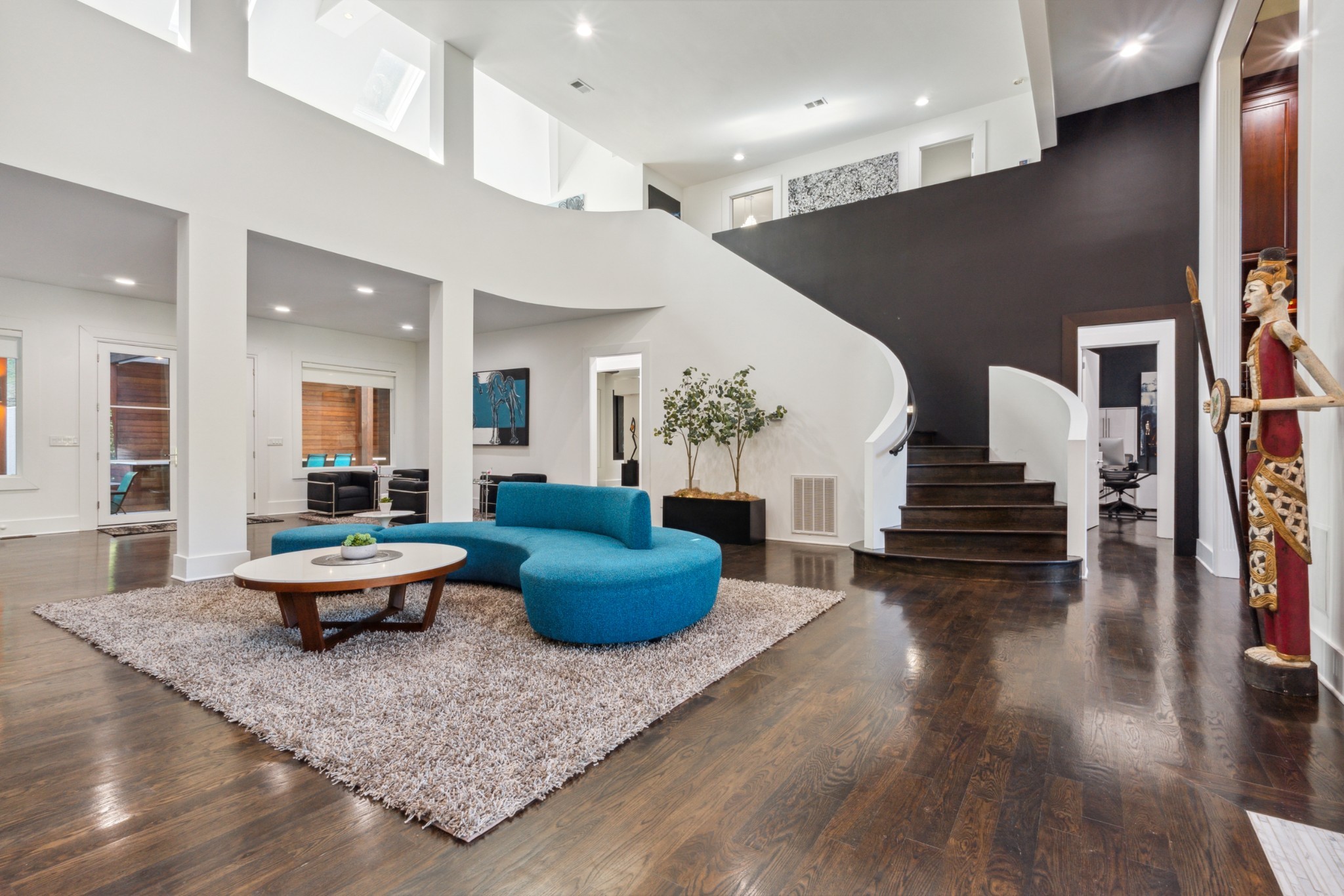 31 Annandale
