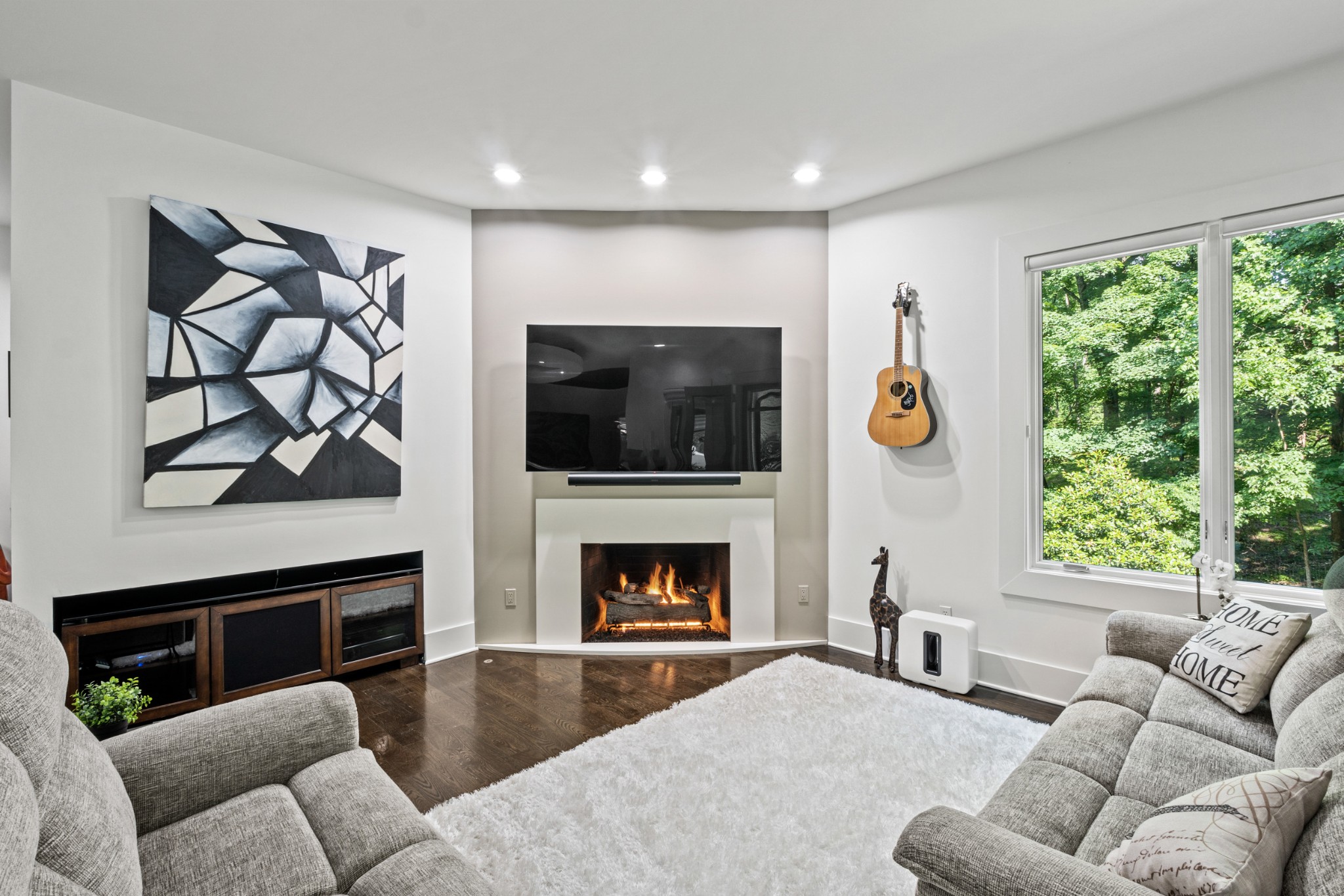 31 Annandale