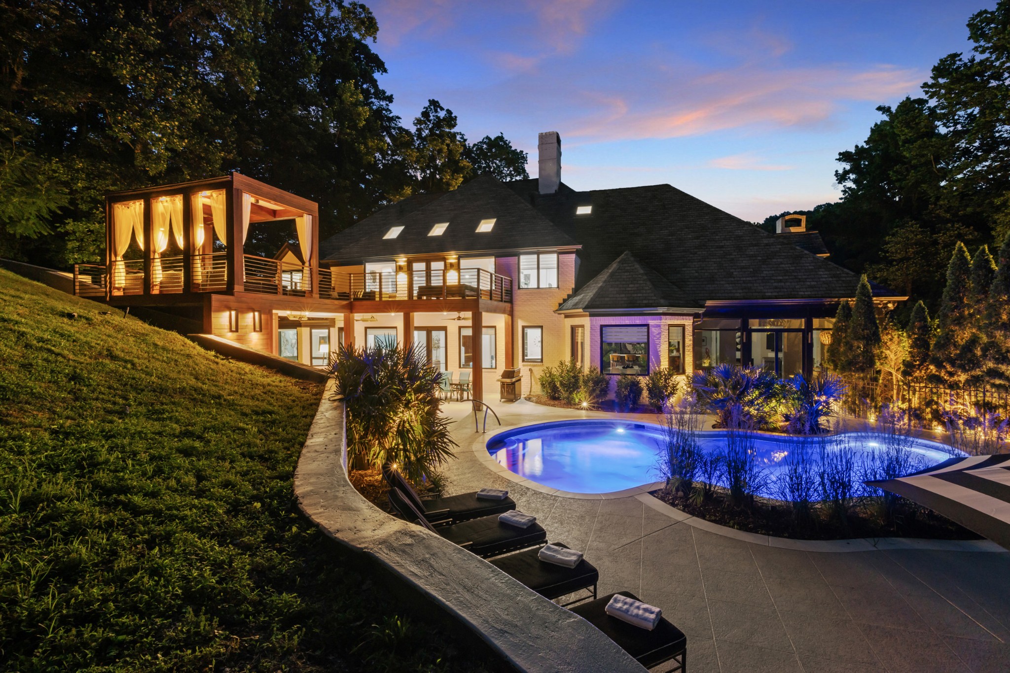 31 Annandale