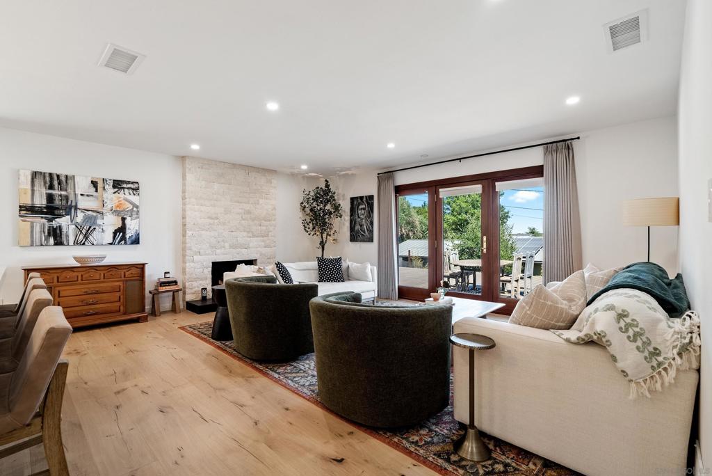 1714 Highland Park Dr