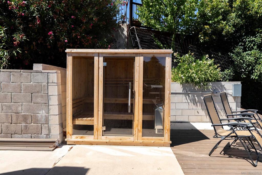 1714 Highland Park Dr