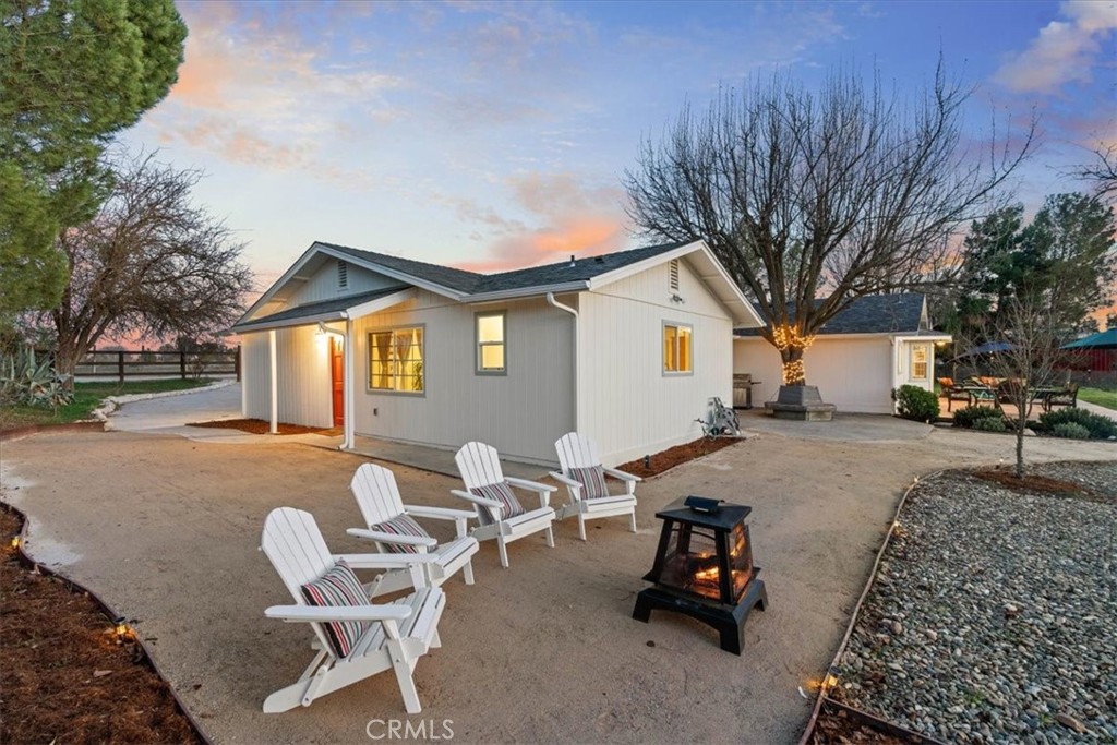 4455 Whispering Oak Way