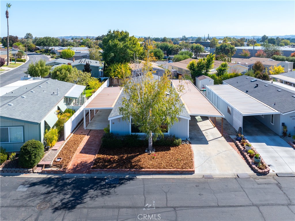 4 Dove Court