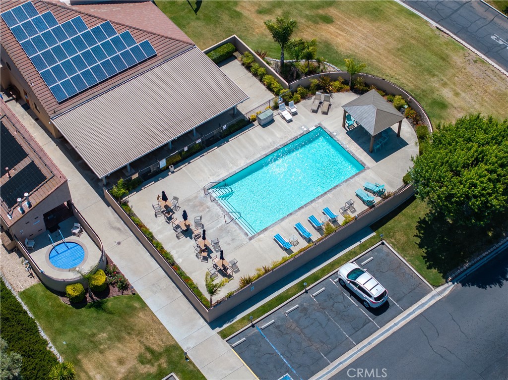 4 Dove Court