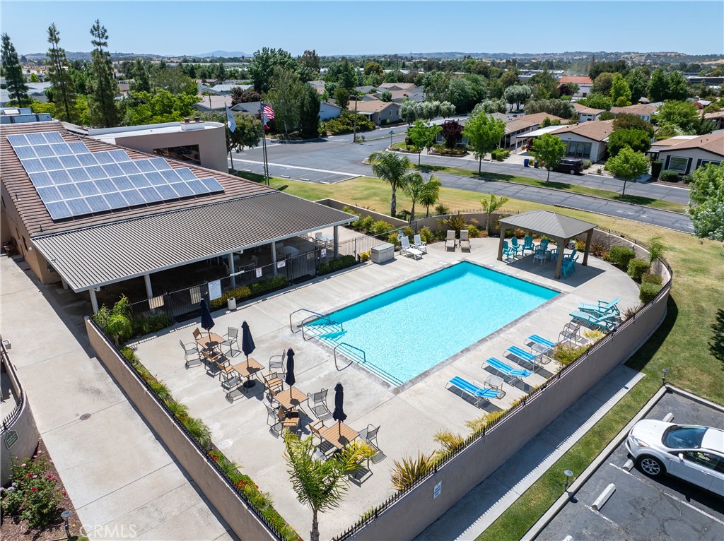 4 Dove Court