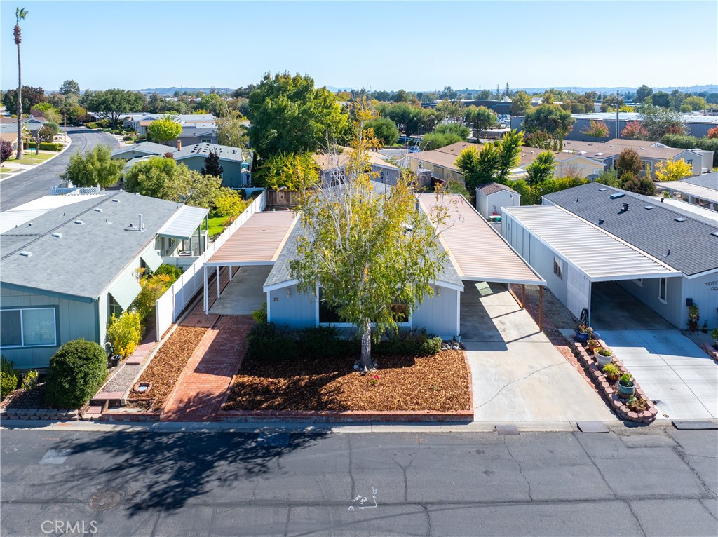 4 Dove Court