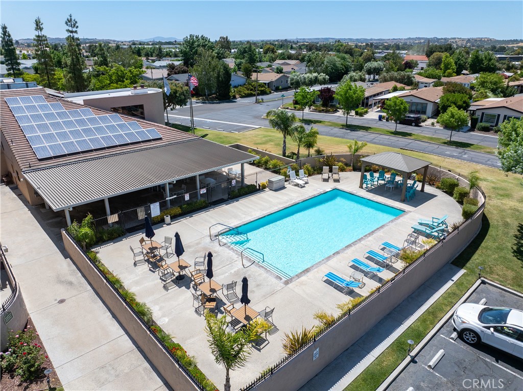 4 Dove Court