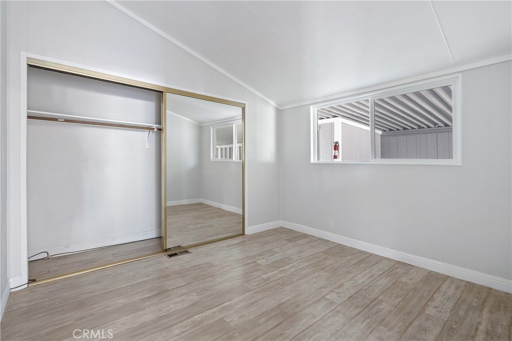 4 Dove Court