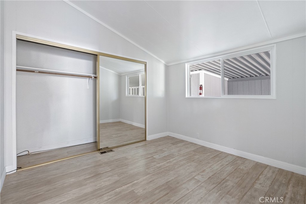 4 Dove Court