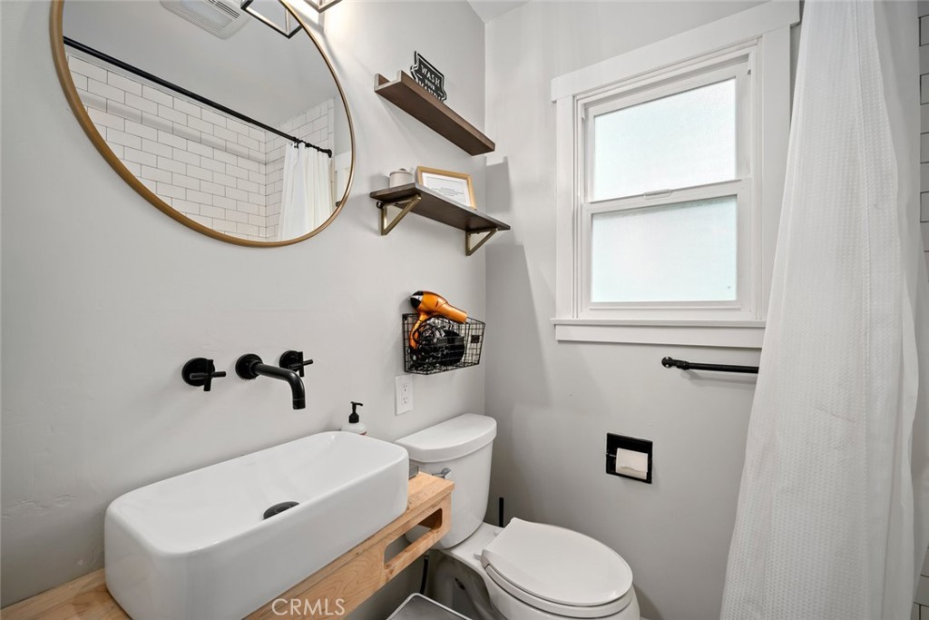 104 16th Street