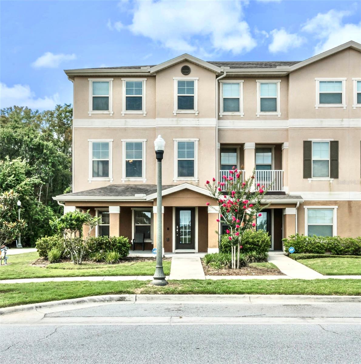 10590 GREEN IVY LANE