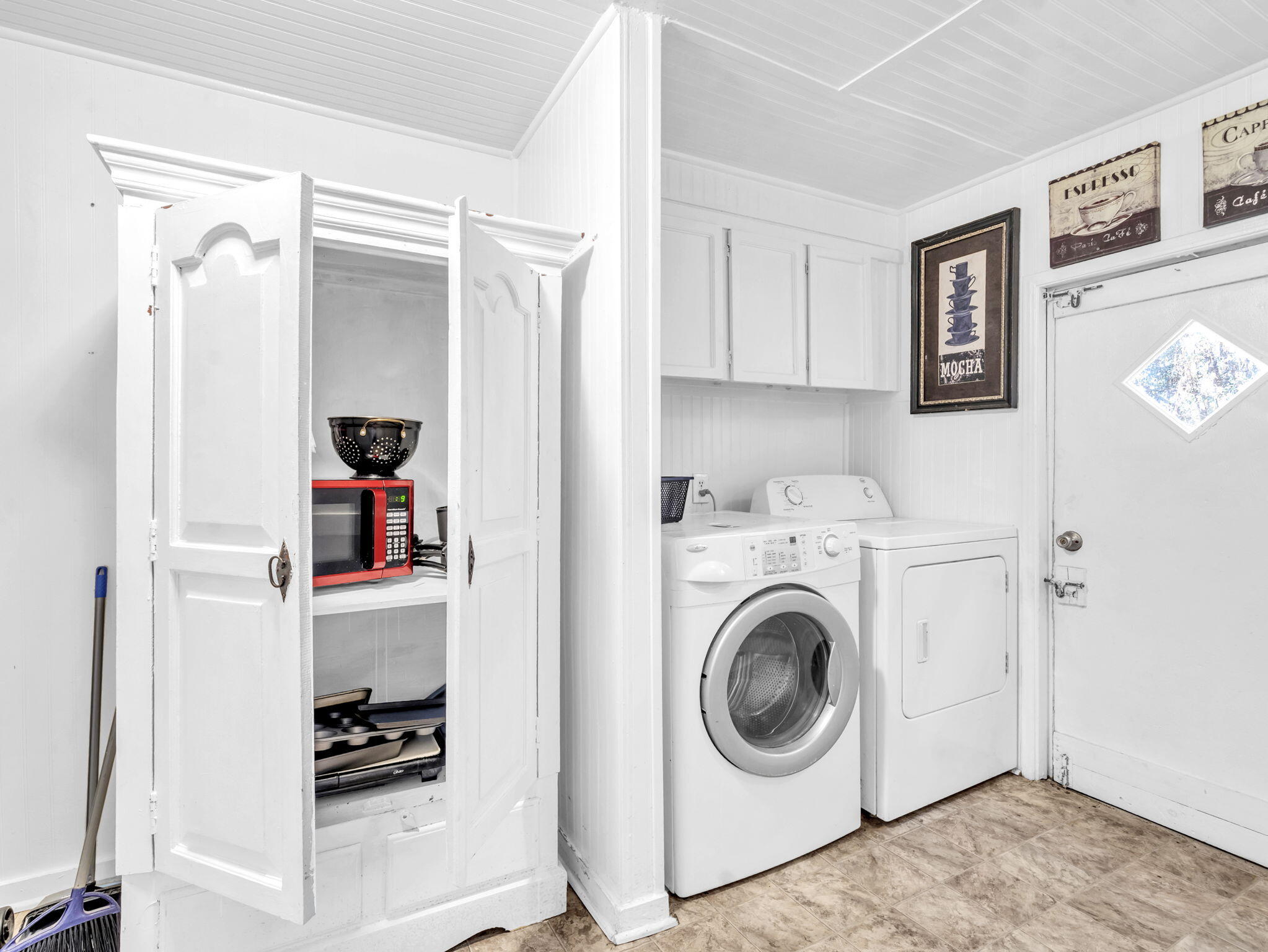 9028 Larker Woods Road