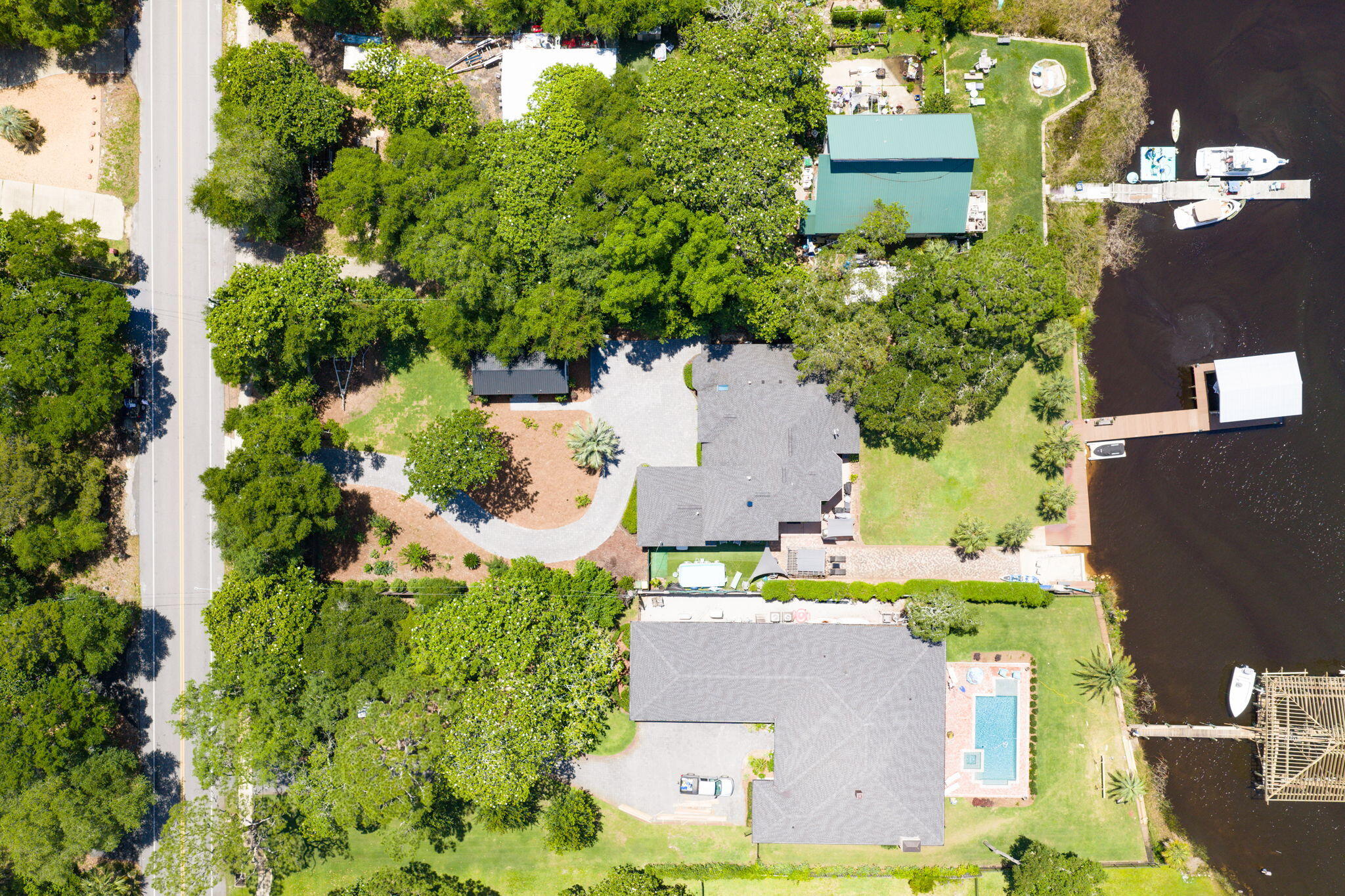 821 Cross Street